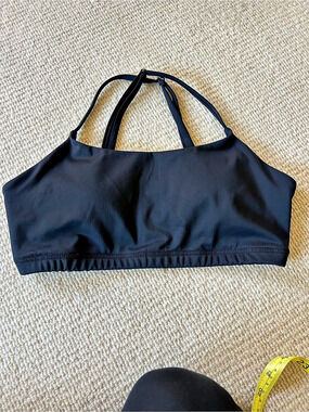 rabbit EZ Bra-vo Black Sports Bra Size Medium